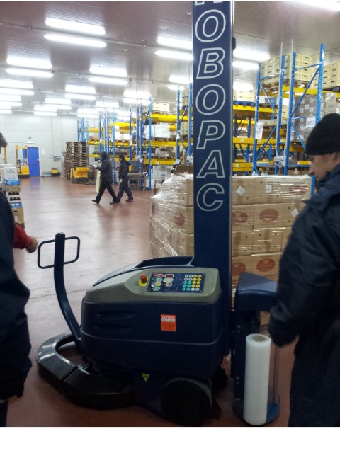 20120517_115906 bis.jpg Robot fasciapallet revisionato - Azienda distribuzione - Catanzaro